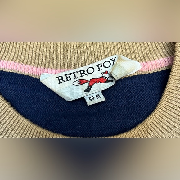 Amazing Short Sleeved Sweater Just in Time for SUMMER Retro Fox Size Medium EUC - Picture 2 of 3